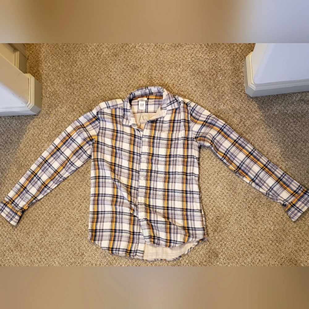Small GAP long sleeve flannel